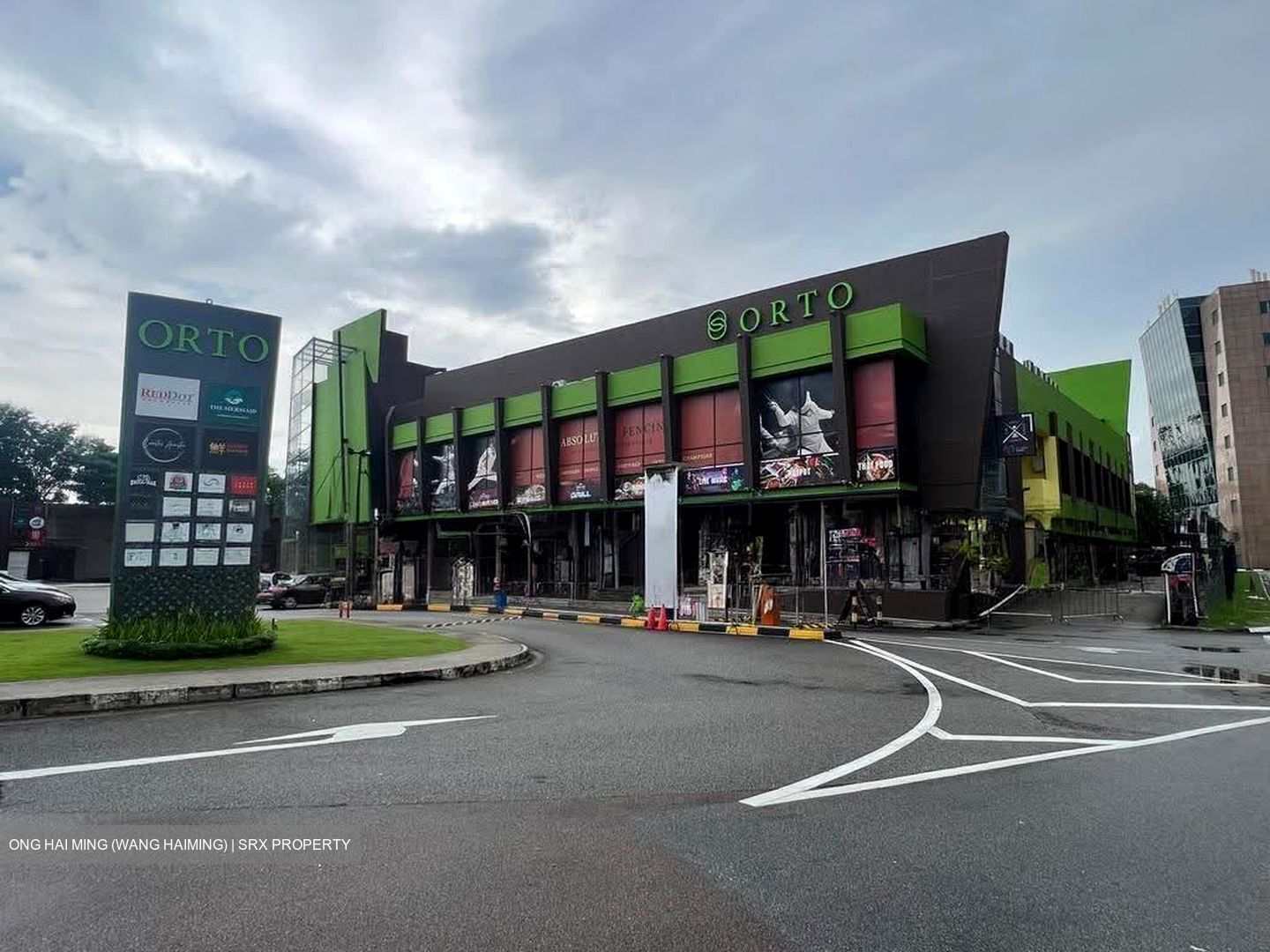 Westway (D5), Retail #611017521